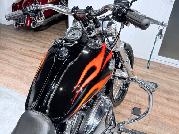 2012 Harley-Davidson Dyna Wide Glide, чёрный, 1199000 рублей - вид 13