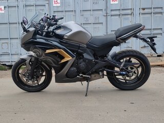2019 Kawasaki Ninja 400, серебристый, 499000 рублей, вид 2
