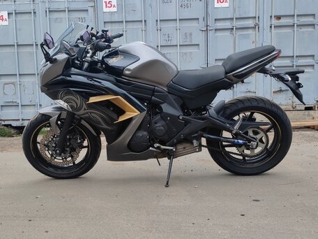 2019 Kawasaki Ninja 400, серебристый, 499000 рублей, вид 2