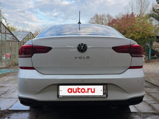 2021 Volkswagen Polo VI, белый, 1650000 рублей, вид 3