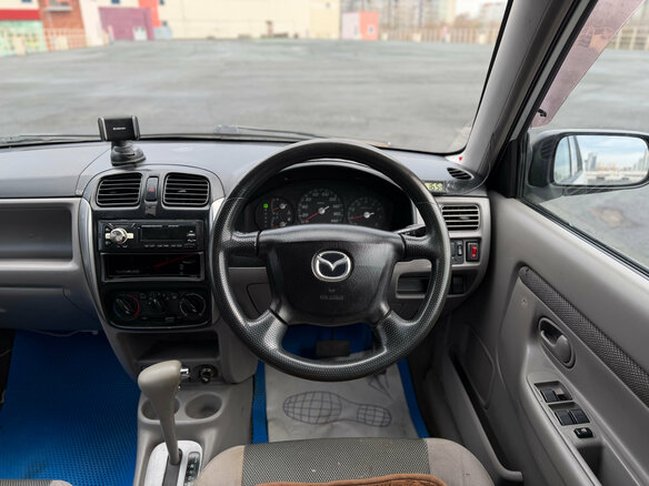 2001 Mazda Demio I (DW), серебристый, 109000 рублей - вид 12