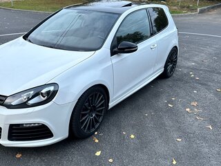 2010 Volkswagen Golf GTI VI, белый, 1400000 рублей, вид 2