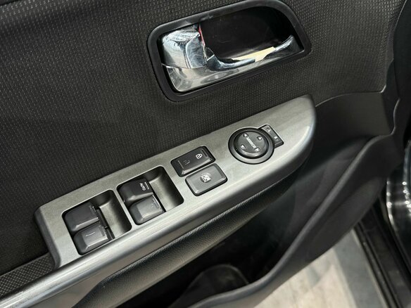2012 Kia Rio 5-speed III, чёрный, 900000 рублей - вид 11