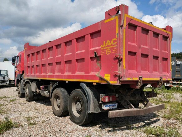 2023 JAC N410, красный, 2178000 рублей - вид 3