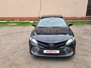 2020 Toyota Camry VIII (XV70) Рестайлинг, чёрный, 2980000 рублей, вид 3