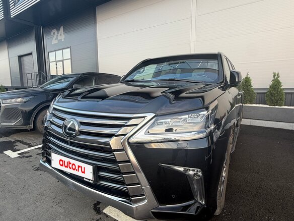 2016 Lexus LX 570 III Рестайлинг 2, чёрный, 6950000 рублей