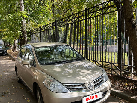 2010 Nissan Tiida I Рестайлинг, бежевый, 499000 рублей, вид 1