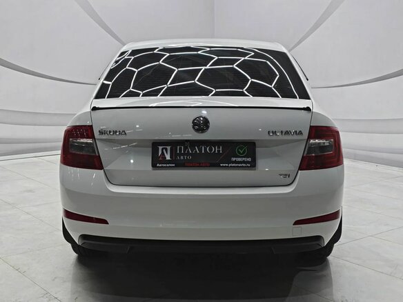 2013 Skoda Octavia III (A7), белый - вид 5