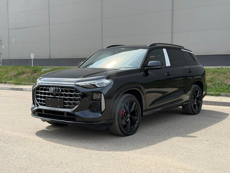 2026 Audi Q6 45 TFSI, чёрный, 7100000 рублей, вид 3