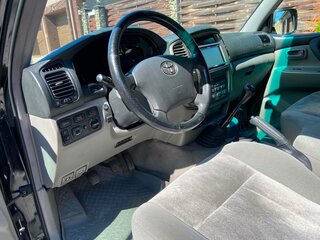 2006 Toyota Land Cruiser 100 Series Рестайлинг 2, чёрный, 2900000 рублей, вид 1