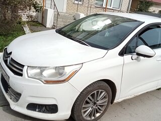 2012 Citroen C4 II, белый, 375000 рублей, вид 1