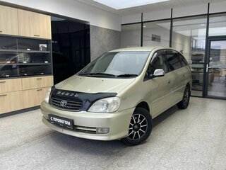 2001 Toyota Nadia, серый, 490000 рублей, вид 1