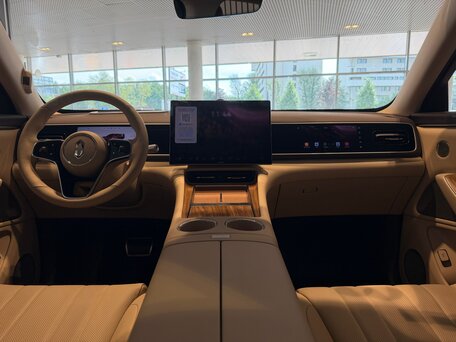 2026 Aito M7 53.4 kWh II, красный, 9100000 рублей, вид 3