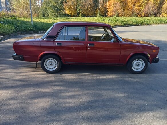 2005 Lada (ВАЗ) 2105, красный, 285000 рублей - вид 4