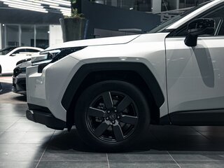 2026 Toyota RAV4 VI (XA60), белый, 4260000 рублей, вид 5