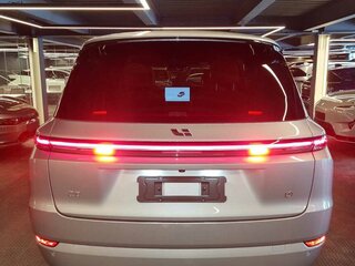 2023 Li Auto (Lixiang) L9 44.5 kWh I, серебристый, 7399999 рублей, вид 3
