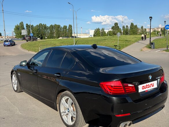 2011 BMW 5 серии 530d xDrive VI (F10/F11/F07), чёрный, 1650000 рублей - вид 5