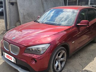 2011 BMW X1 28i I (E84), красный, 1350000 рублей, вид 1