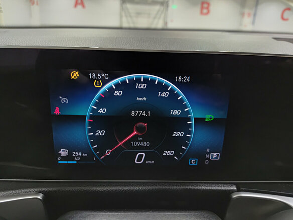 2020 Mercedes-Benz GLB 200 I (X247), чёрный, 2680000 рублей - вид 12