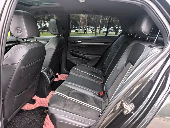 2022 Volkswagen Golf VIII, чёрный, 1710000 рублей - вид 17