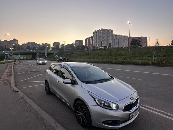 2014 Kia Ceed II, серебристый, 650000 рублей - вид 9