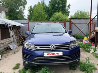 2016 Volkswagen Touareg II Рестайлинг, синий, 2600000 рублей, вид 3