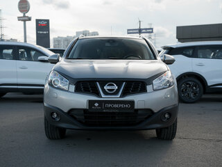 2012 Nissan Qashqai I Рестайлинг, серебристый, 815000 рублей, вид 3