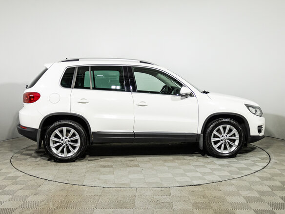 2012 Volkswagen Tiguan I Рестайлинг, белый, 1199585 рублей - вид 3
