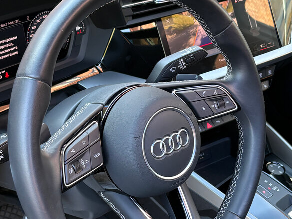 2023 Audi A3 Sportback 35 TFSI IV (8Y), белый, 2360000 рублей - вид 25