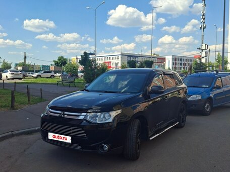 2014 Mitsubishi Outlander III Рестайлинг, чёрный, 1070000 рублей, вид 1