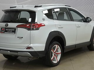 2018 Toyota RAV4 IV (XA40) Рестайлинг, белый, 1841000 рублей, вид 4