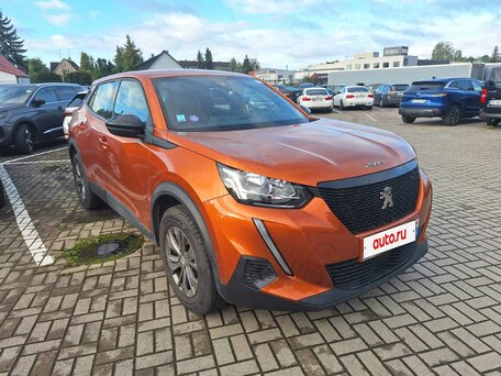 2023 Peugeot 2008 8AT II, оранжевый, 1699000 рублей, вид 1