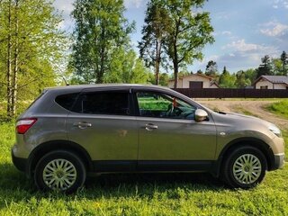 2011 Nissan Qashqai I Рестайлинг, коричневый, 800000 рублей, вид 4