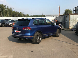 2016 Volkswagen Touareg II Рестайлинг, синий, 3500000 рублей, вид 5