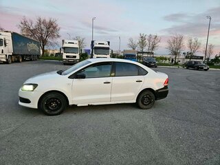 2011 Volkswagen Polo V, белый, 275000 рублей, вид 4