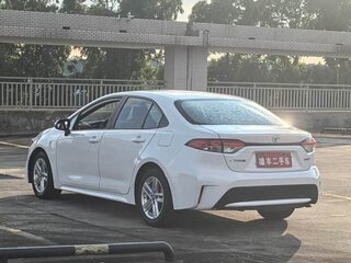 2022 Toyota Corolla XII (E210), белый, 1185000 рублей, вид 5