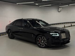 2022 Rolls-Royce Ghost Black Badge II (Series I), чёрный, 30000000 рублей, вид 2