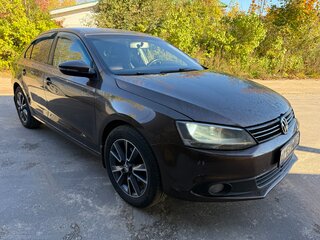 2012 Volkswagen Jetta VI, коричневый, 800000 рублей, вид 2