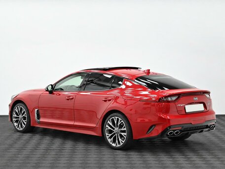 2018 Kia Stinger I, красный, 2145000 рублей, вид 2