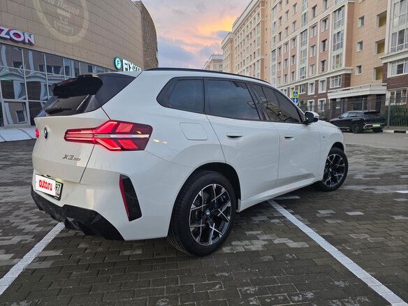 2025 BMW X3 20i xDrive IV (G45/G48), белый - вид 8