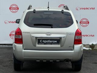 2008 Hyundai Tucson I, серебристый, 899000 рублей, вид 4