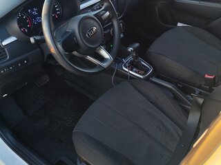 2017 Kia Rio IV, белый, 1450000 рублей, вид 5