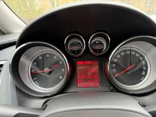 2013 Opel Astra J Рестайлинг, коричневый, 660000 рублей, вид 2