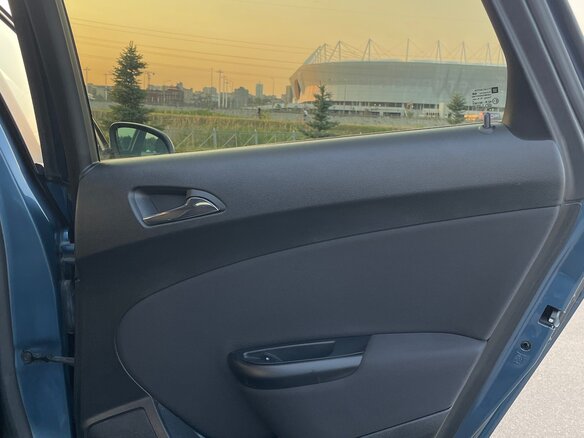 2013 Opel Astra J Рестайлинг, синий - вид 16