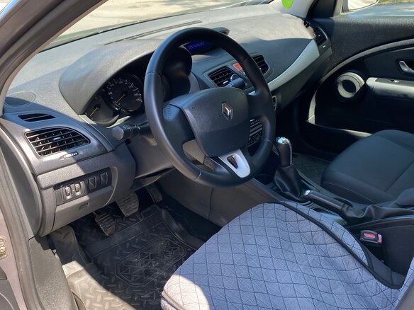 2010 Renault Fluence I, серый, 570000 рублей - вид 7