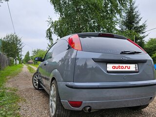 2001 Ford Focus I Рестайлинг, серебристый, 255000 рублей, вид 4