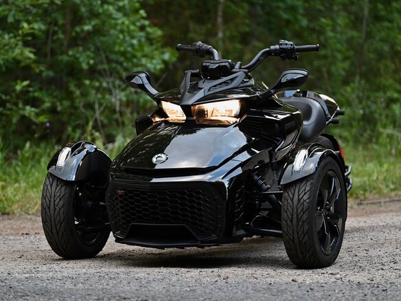 2023 BRP Can-Am Spyder, чёрный, 1800000 рублей - вид 9