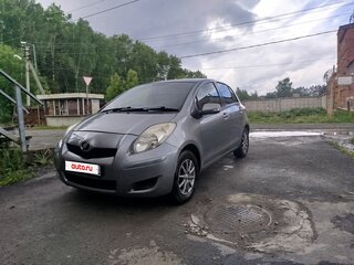 2008 Toyota Vitz II (XP90), серый, 389000 рублей, вид 2