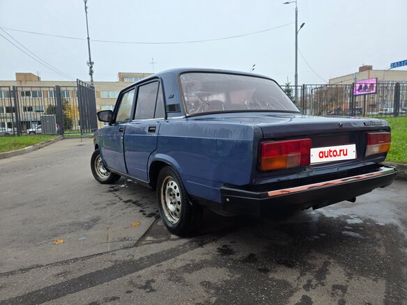 2006 Lada (ВАЗ) 2105, синий, 165000 рублей - вид 4