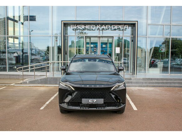 2026 Omoda C7, чёрный, 3499000 рублей - вид 1
